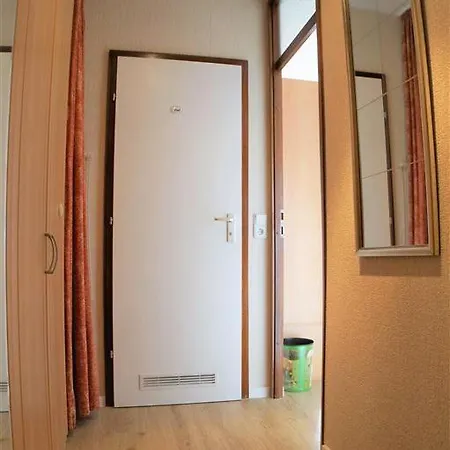 - Haus H, App 0h1002 Apartment *